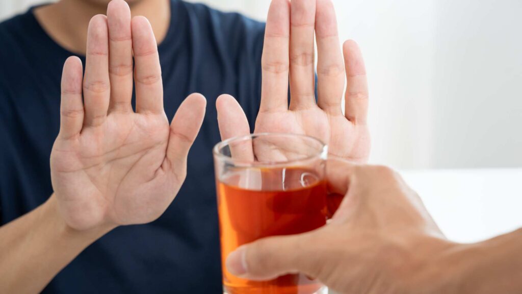 Make these 5 lifestyle changes when you see symptoms of male depression